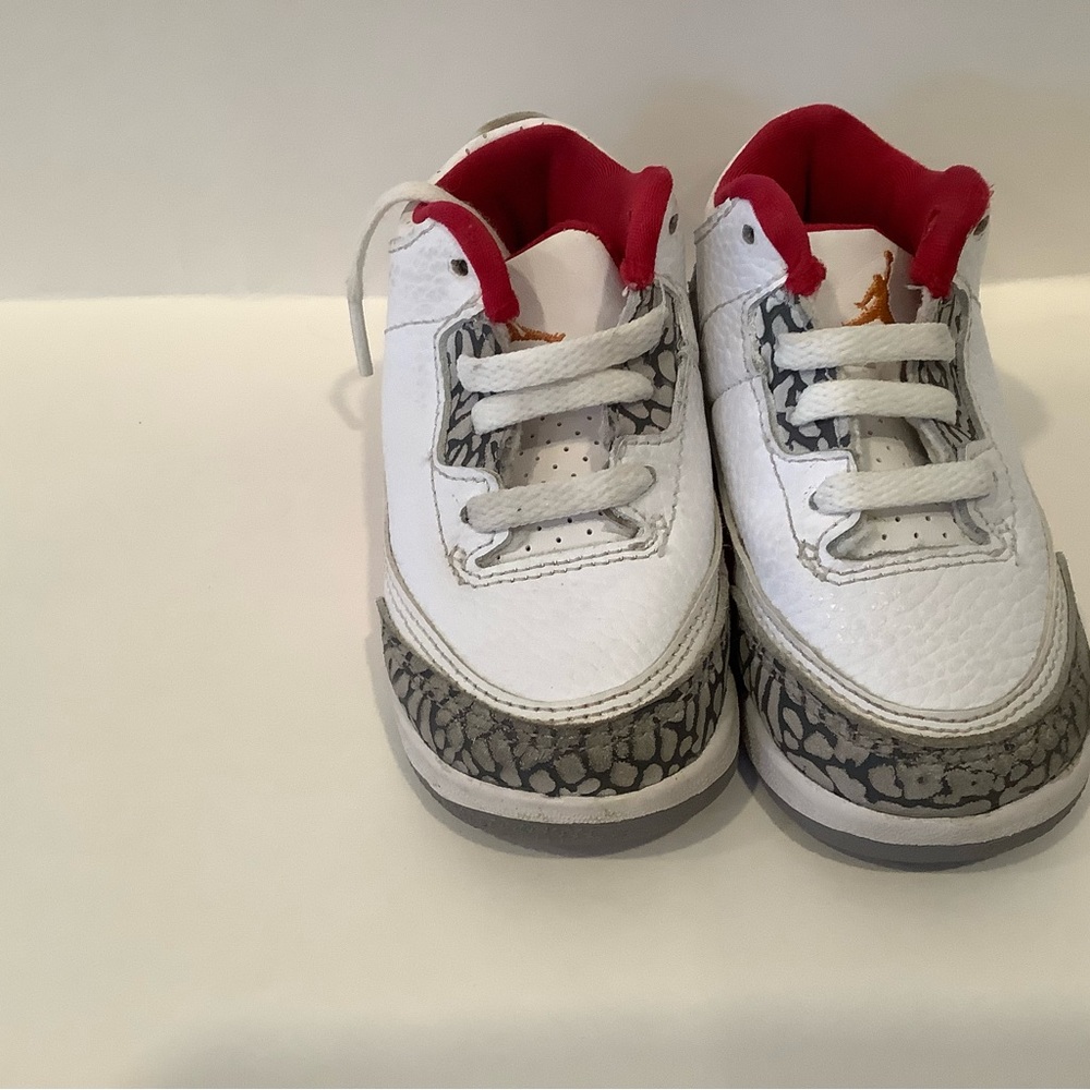 Jordan 3 white cement size 6c